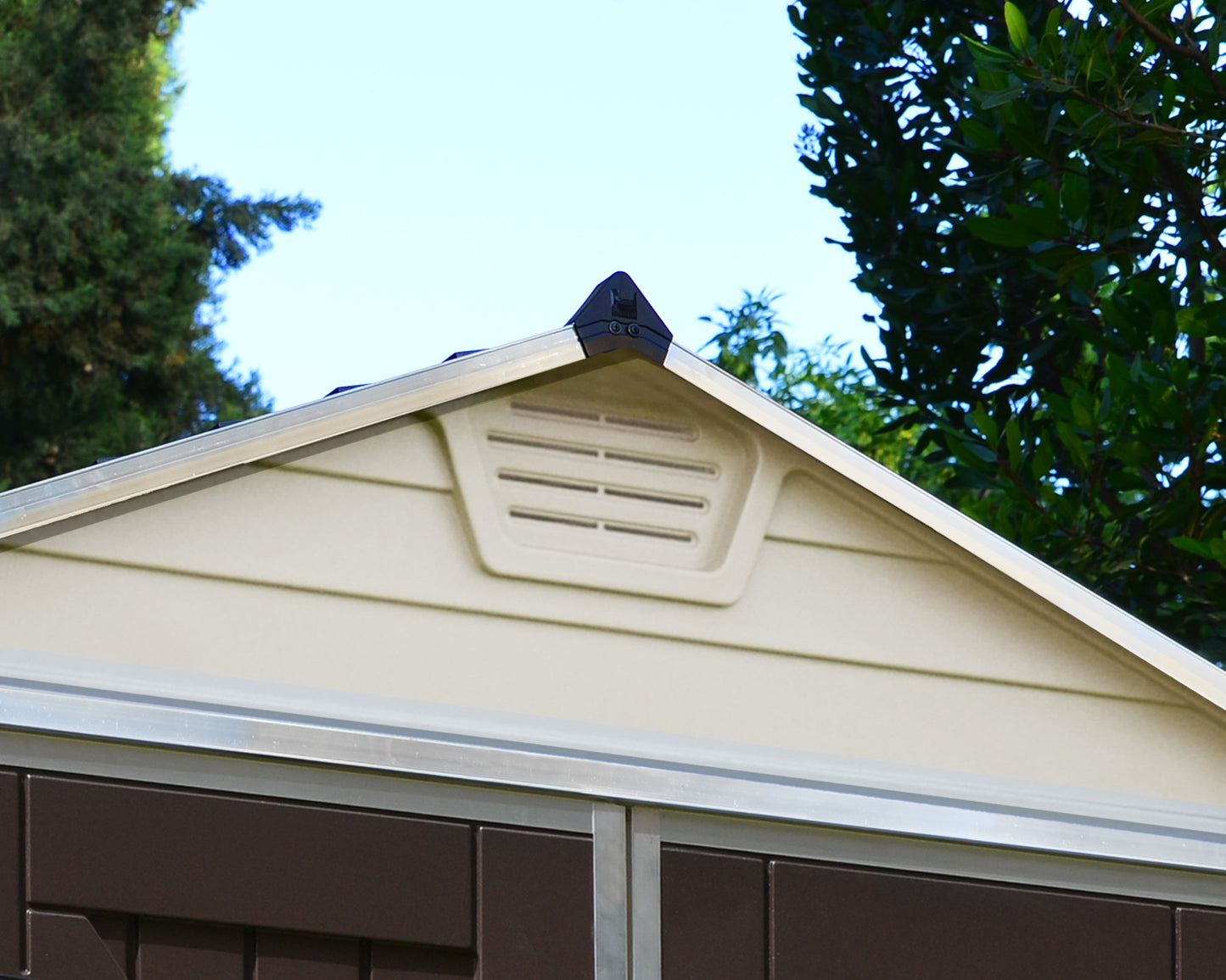מחסן גינה Skylight קרם 1.9X0.9 מבית פלרם - Canopia