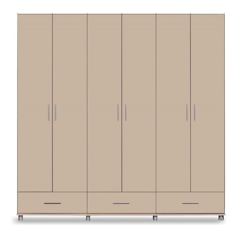 ארון בגדים עם דלתות במראה עץ.