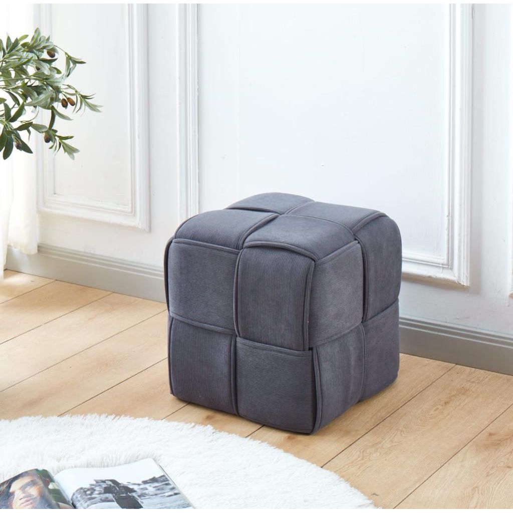 הדום קטיפה אלמה 39*39*39 אפור בהיר