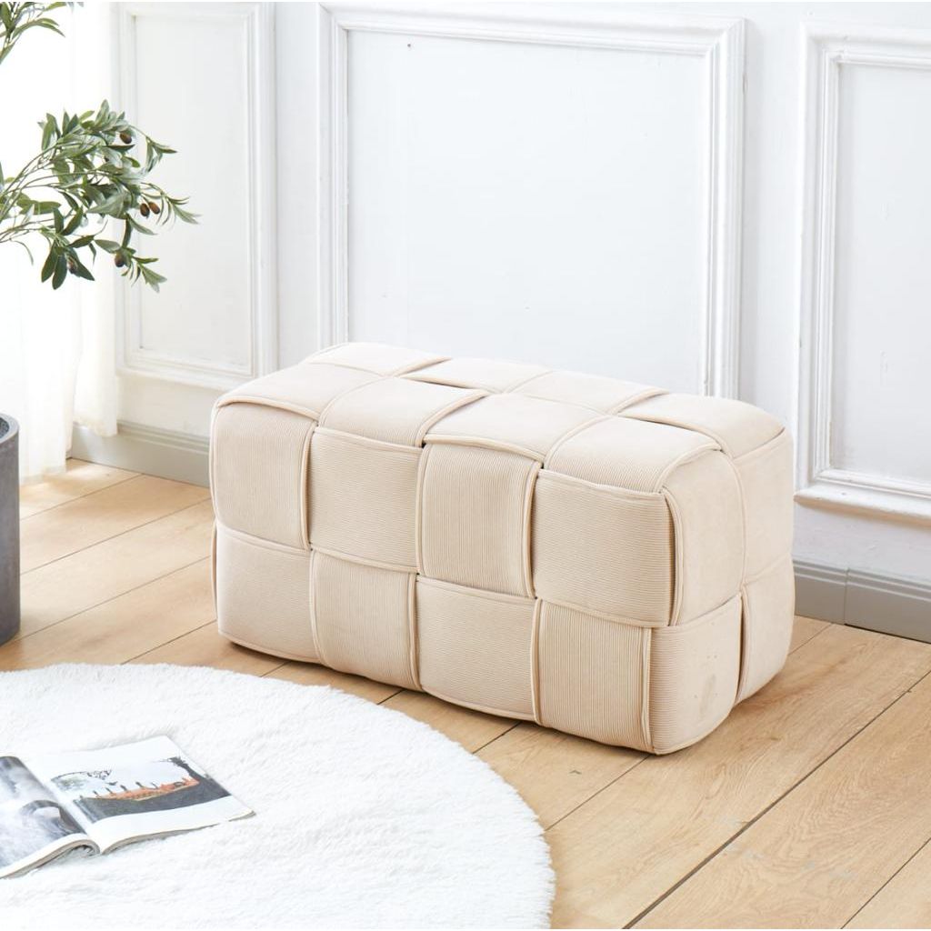 הדום קטיפה איימי 39*39*80 בז'