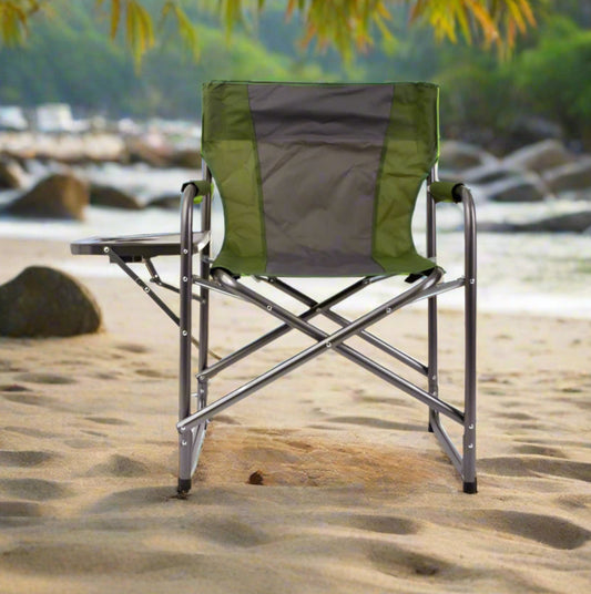 כסא במאי עם שולחן צד