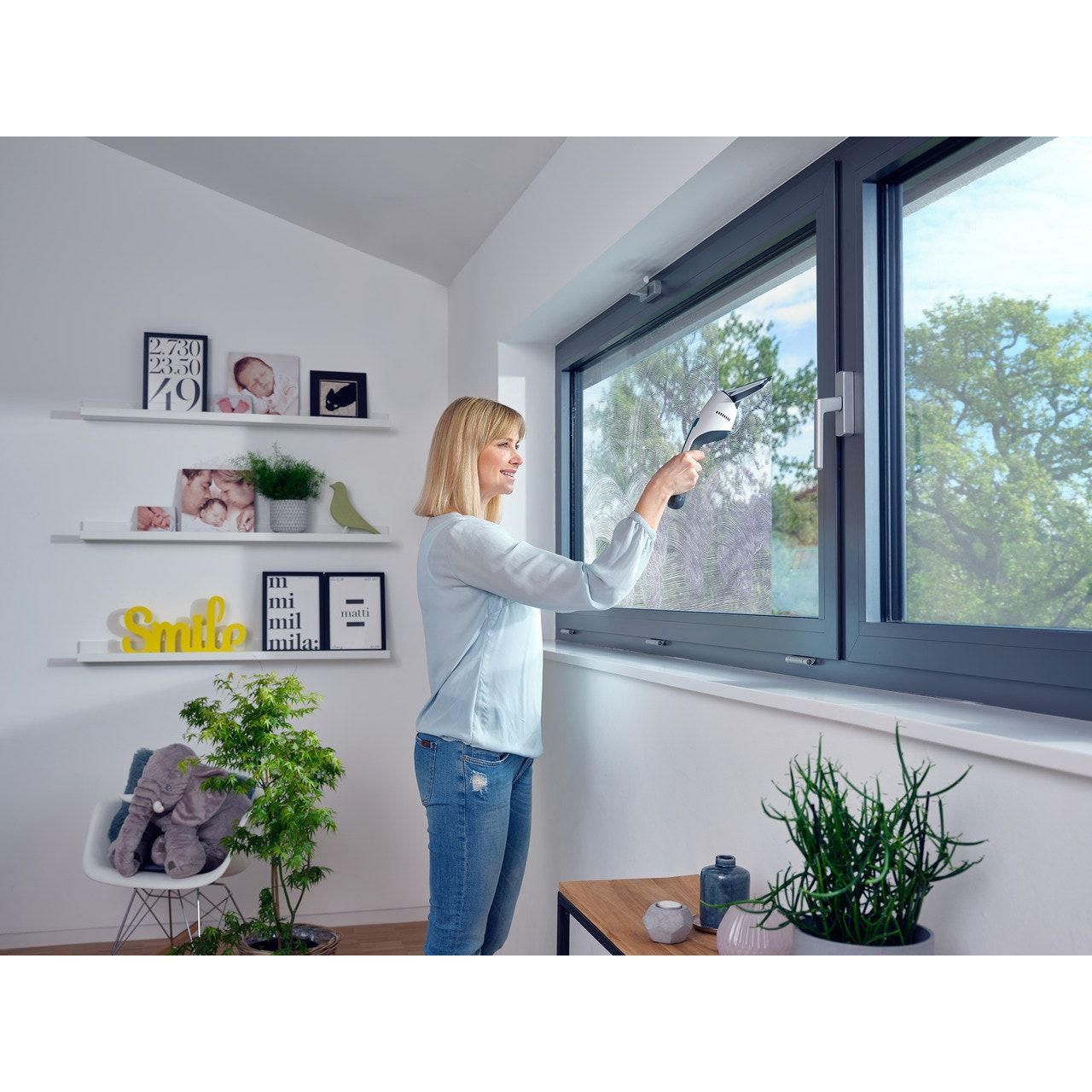 שואב חלונות נטען Nemo מבית LEIFHEIT גרמניה