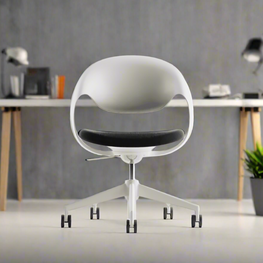 כיסא LOOP לבן