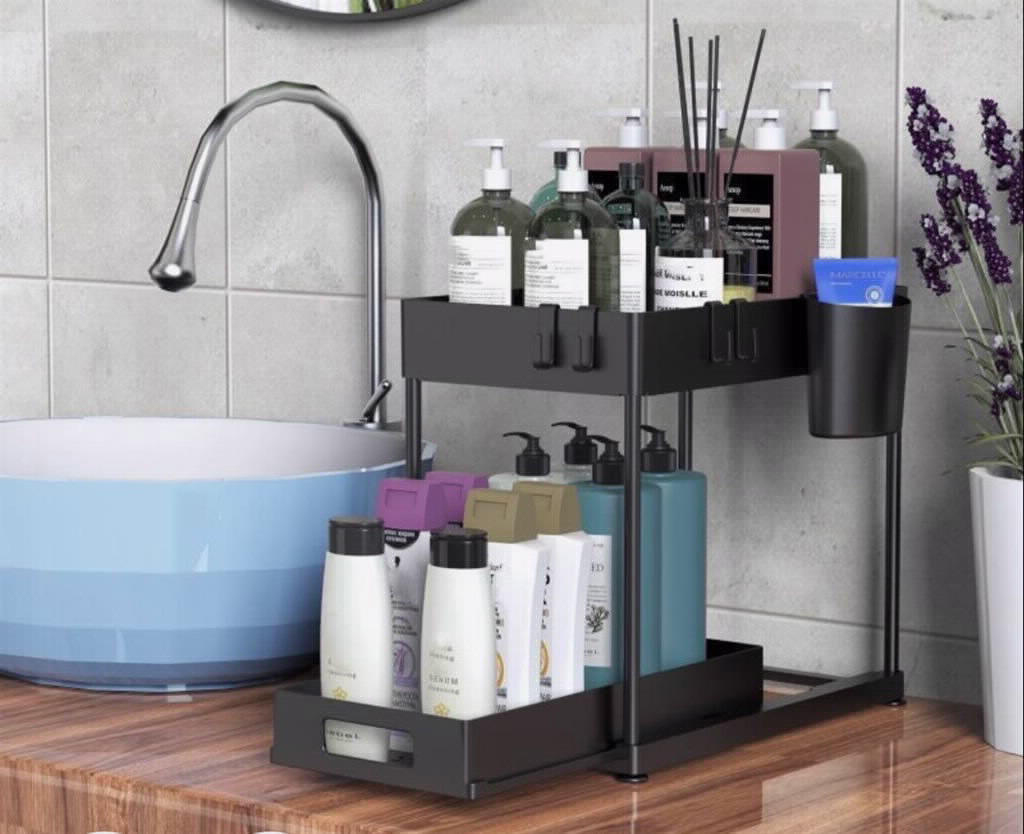 מתקן נשלף לאחסון וארגון תחת הכיור בצבע שחור