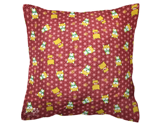 כרית נוי כלבלבים ברקע סגול – יין