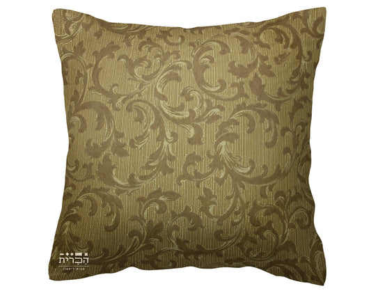 כרית נוי עיטורים בגוון חום בהיר דגם ברגמן