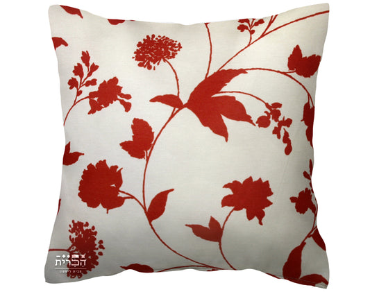 כרית נוי עלים אדומים ברקע בהיר