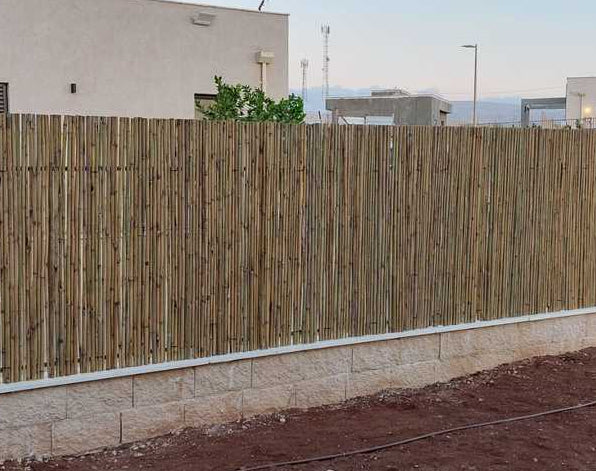 גדר במבוק מושחל פרימיום עובי 14-16 מידה 1.2X2 מ' EVERGREEN