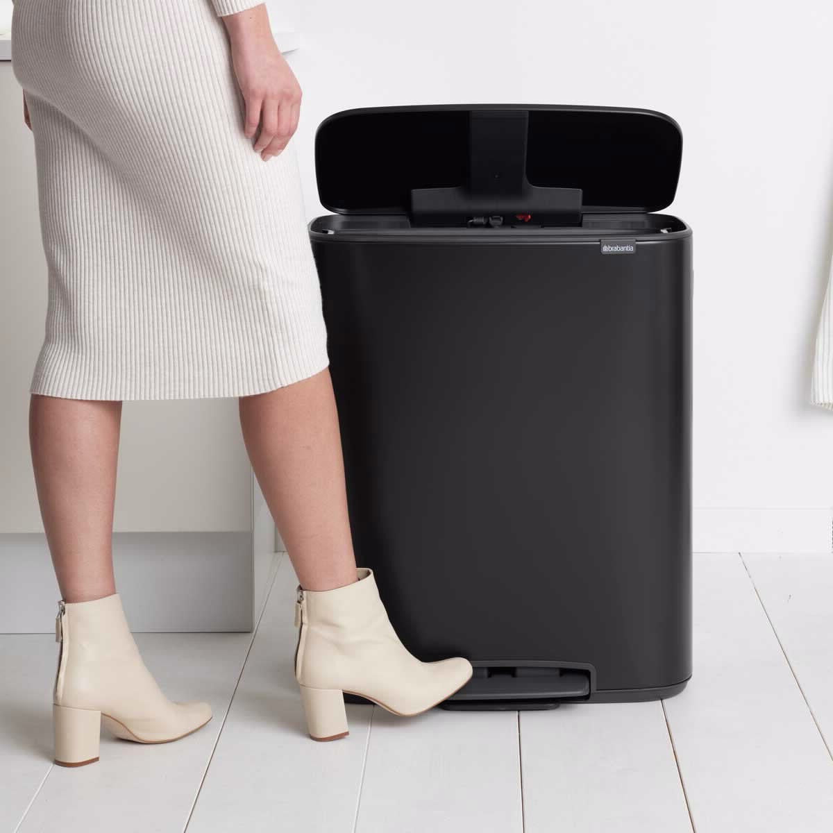 פח פדל 60 ליטר BO שחור Brabantia