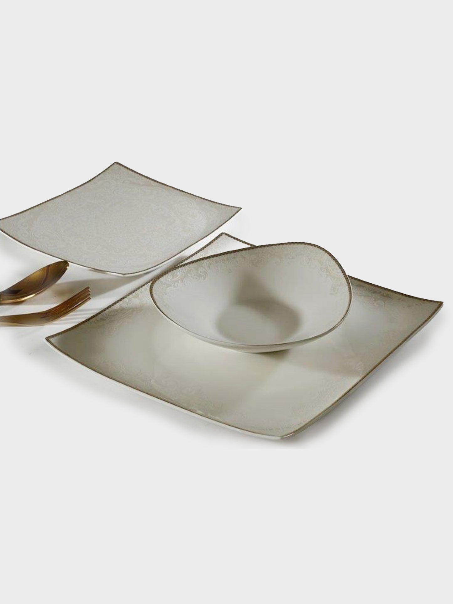 מערכת אוכל 18 חלק פורצלן NEW BONE CHINA
