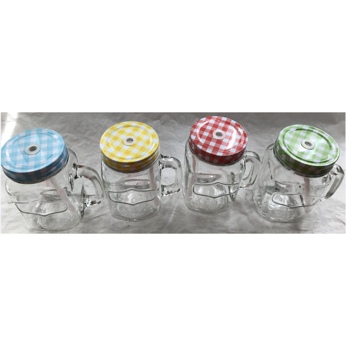 כוס זכוכית 420 מ ל ידיות וקשית מכסה צבעו