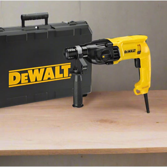 פטישון DEWALT - D25033K  710W