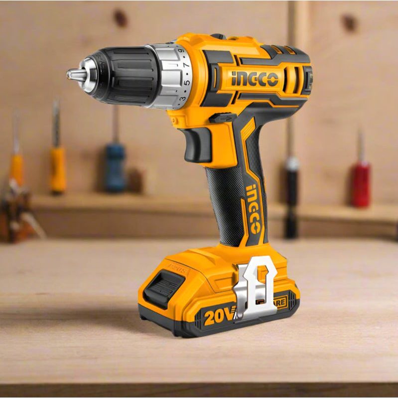 מברגה/מקדחה 20V +שתי סוללות 2A ומטען בתיק בד INGCO