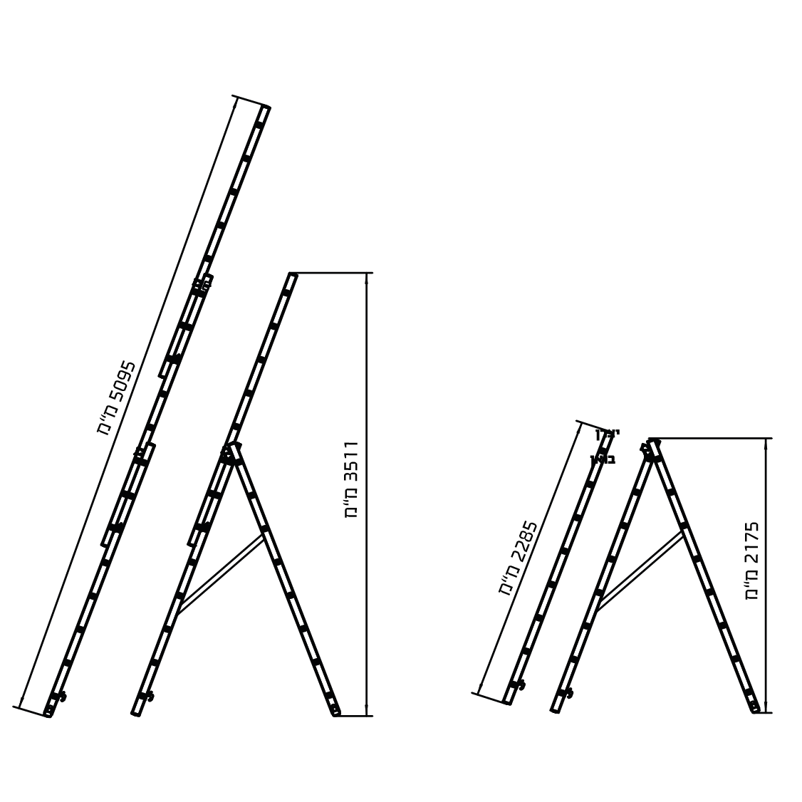 סולמות מתקפלים עומדים בזוויות שונות.