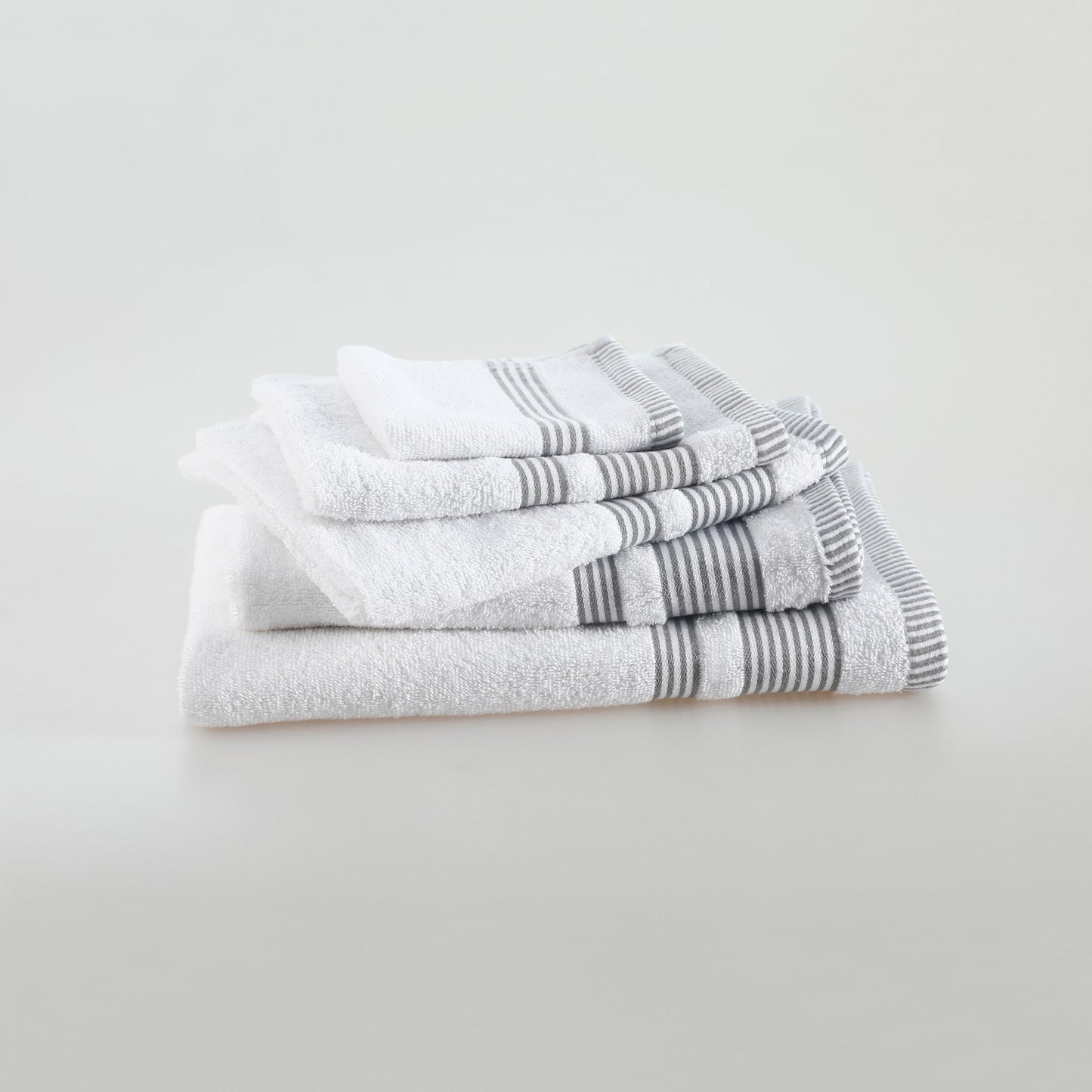 מגבת גוף ענקית 75X150 ס"מ 100% כותנה לבן. 2 מגבות ב- 100 ש"ח