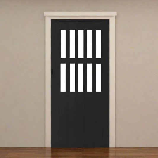 דלת אקורדיון הרמוניקה מתקפלת עם חלונות צבע שחור