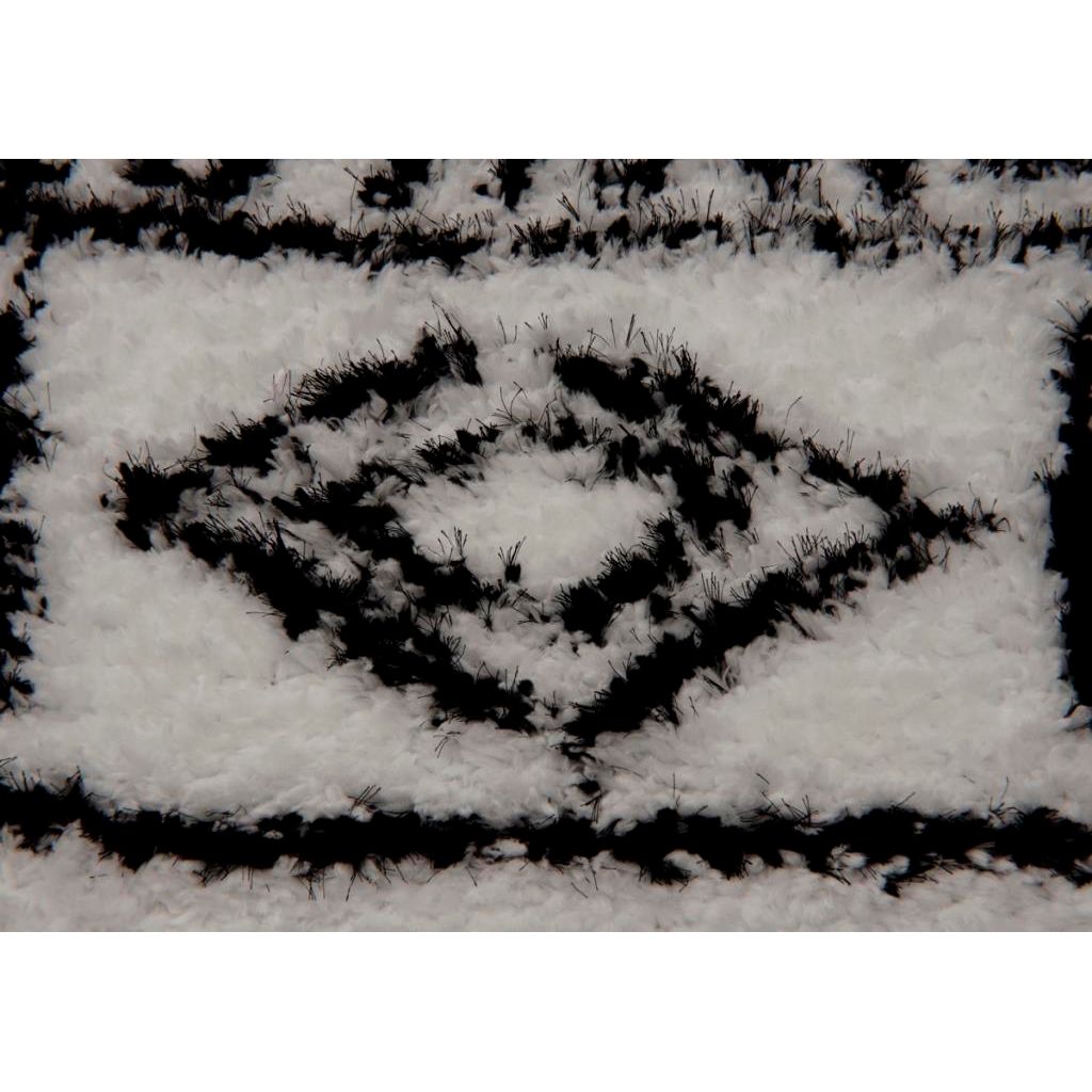 שטיח לסלון אגדיר דגם 229/18 שחור לבן במידה 2.20*1.60