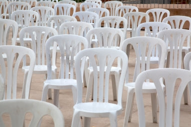 כסאות פלסטיק- תת קבוצה