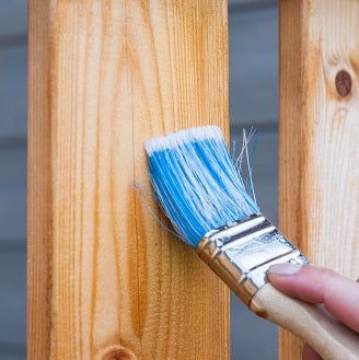 מברשות עץ ומתכת