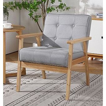 כורסא מעוצבת מעץ מלא ריפוד עם ידיות דגם