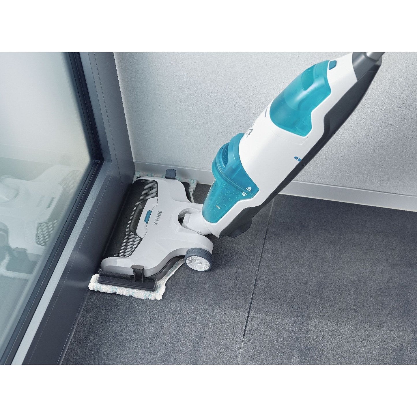 שואב שוטף ומייבש רצפות אלחוטי נטען דגם Regulus Aqua PowerVac Pro תוצרת LEIFHEIT גרמניה