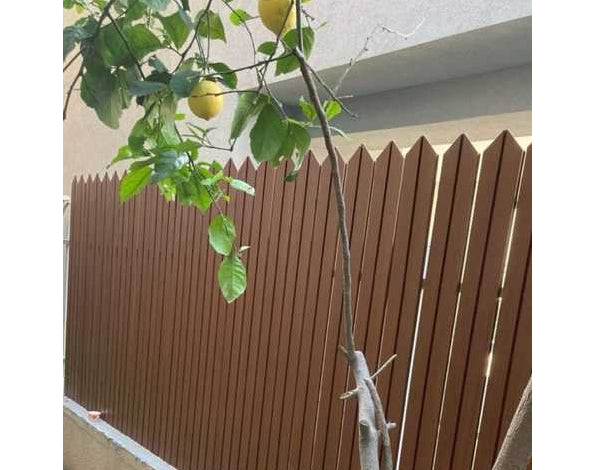 גדר אלומיניום חבילה של 8 יח' ( 1 מטר רץ ) בגובה 80 ס"מ ראש גדול צבע לבן