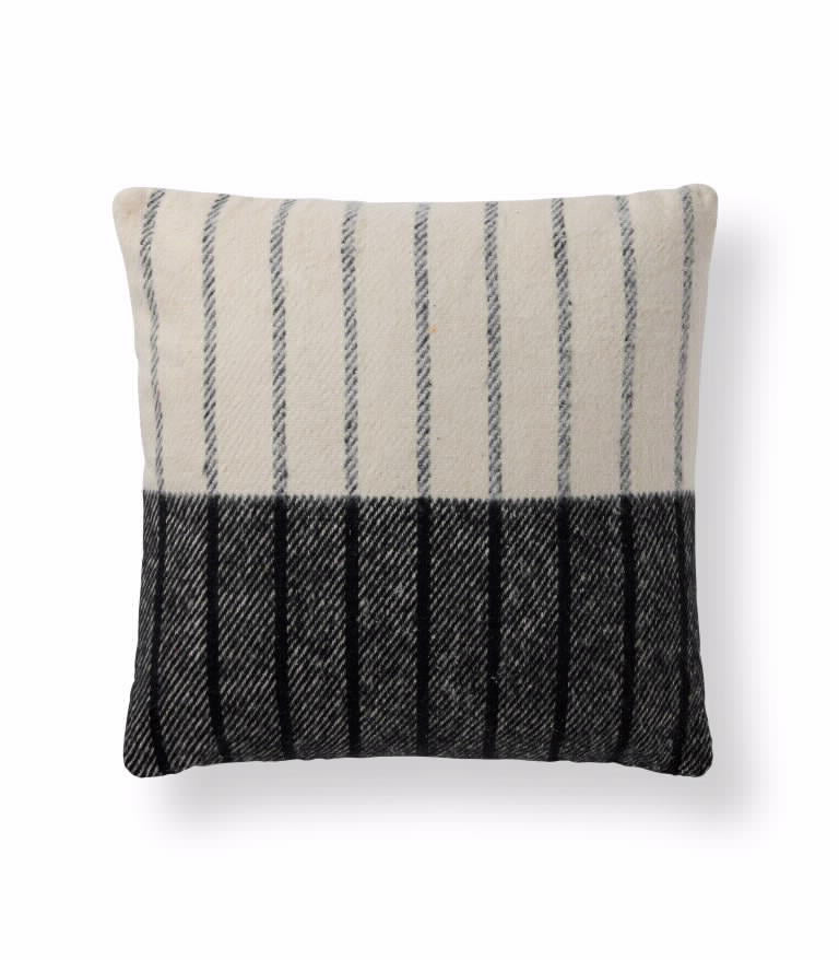 כרית נוי 45/45 סמ ריף שחור