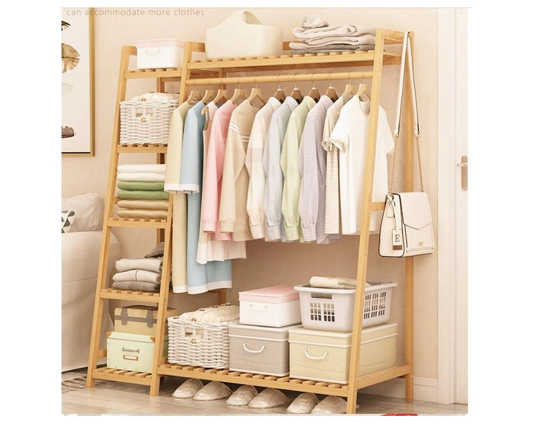 מתקן לתליית בגדים ומדפי אחסון עשוי מבמבוק מחוזק