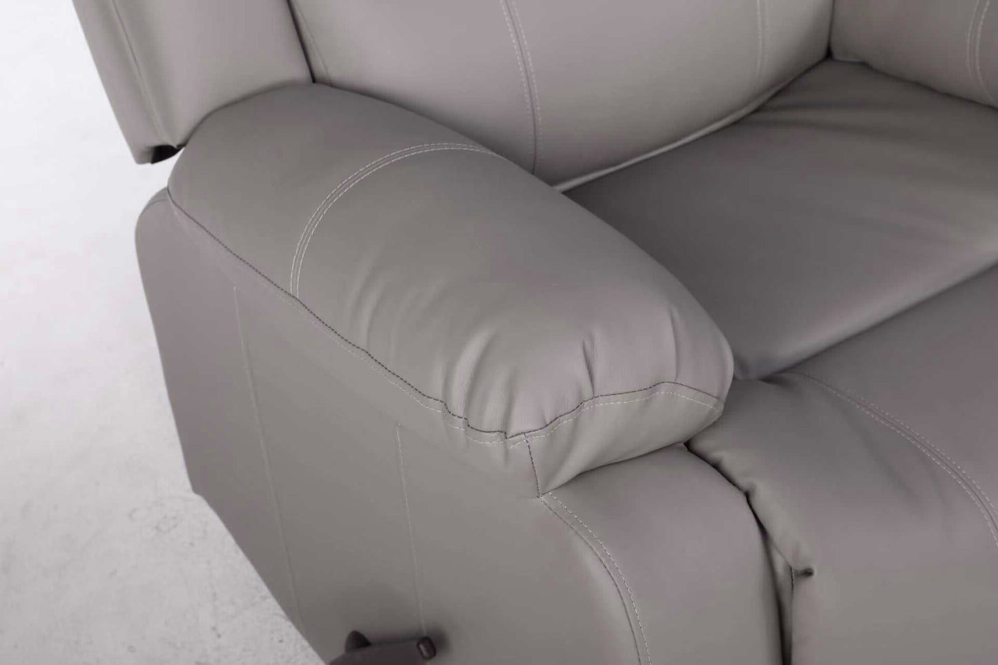 כורסת טלוויזיה מסאג PU דמוי עור אפור