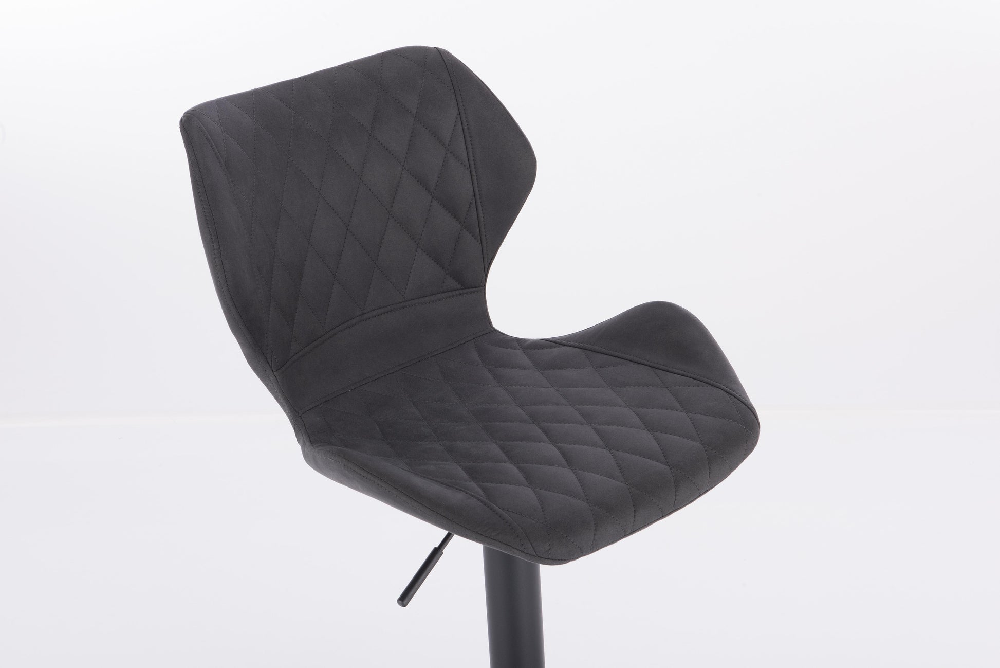 כיסא בר מרופד דגם רויאל שחור