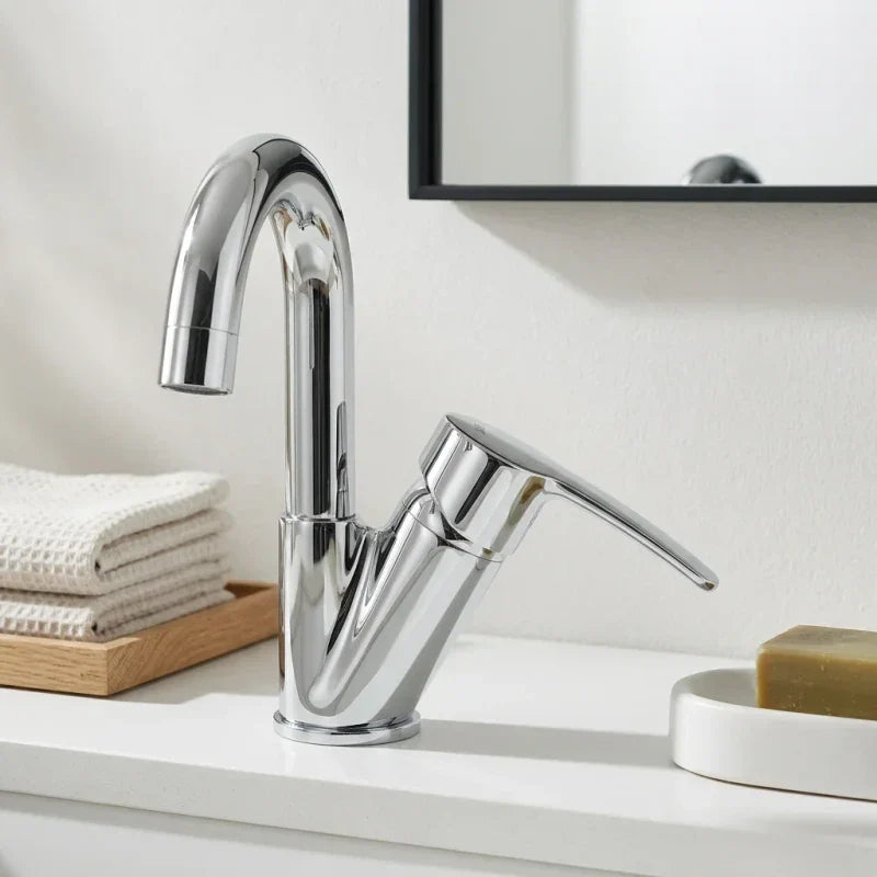 DYNO ברז פרח גבוה ללא עופרת, Bathroom , Clear Sunny Day.
