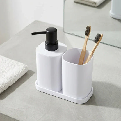 סט כוס סבוניה ודיספנסר פלסטיק לבן, Bathroom , Clear Sunny Day.