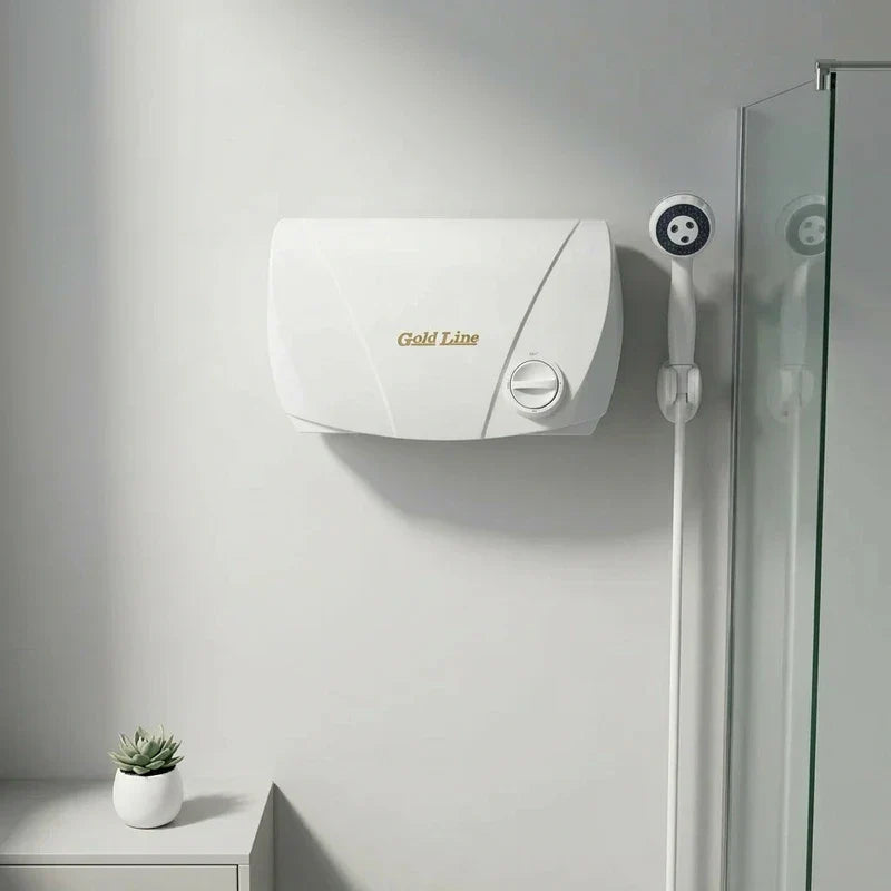 מחמם מים למקלחת גולד ליין 5.5KW, Bathroom , Clear Sunny Day.
