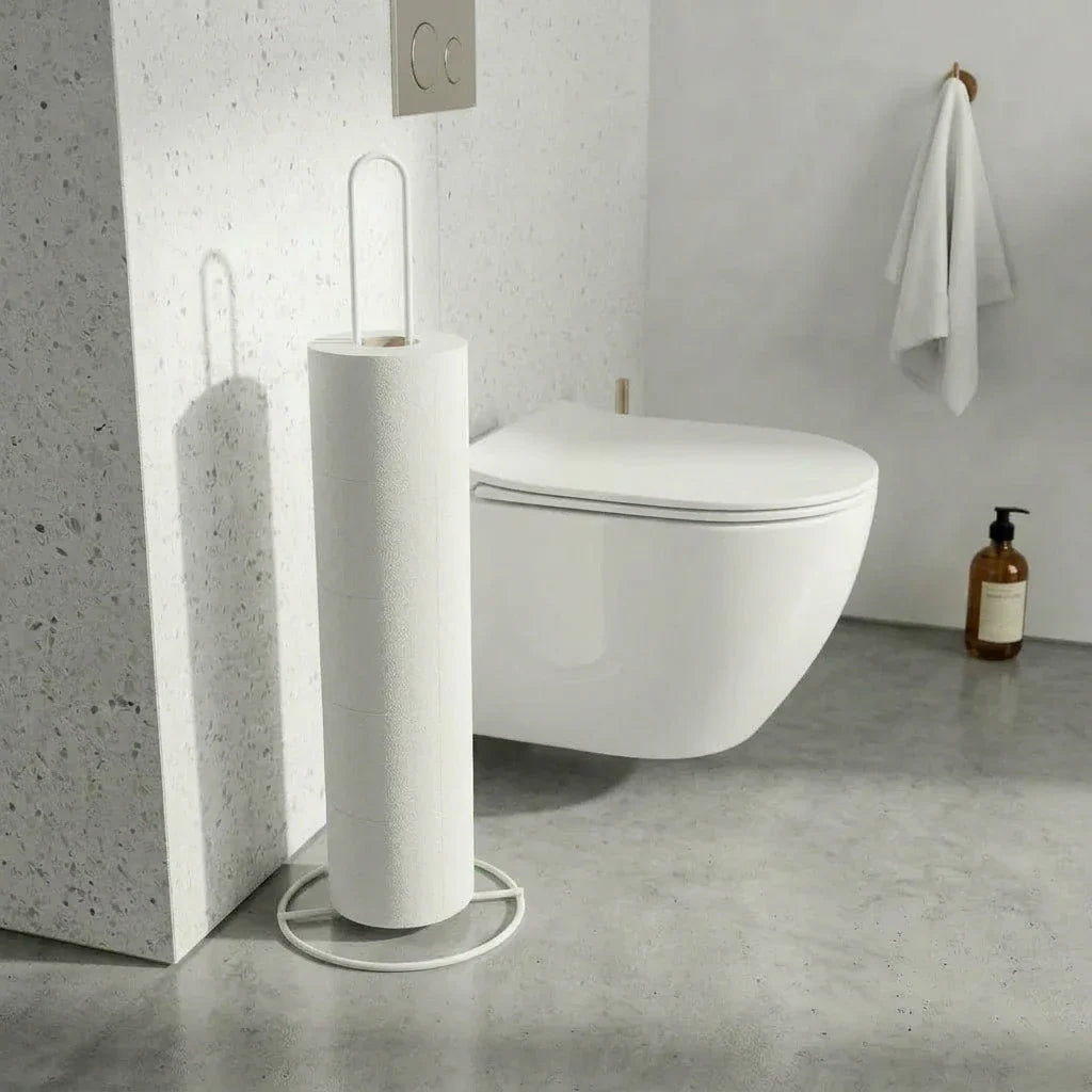 מתקן לנייר טואלט  לבן מתכת, Bathroom , Clear Sunny Day.
