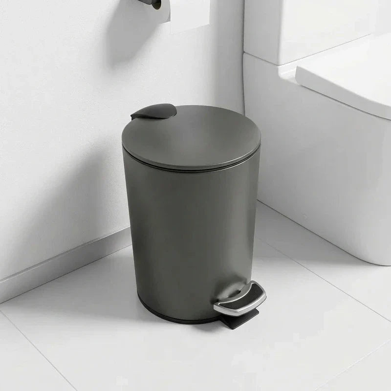 פח שירותים 3 ליטר אפור כהה, Bathroom , Clear Sunny Day.