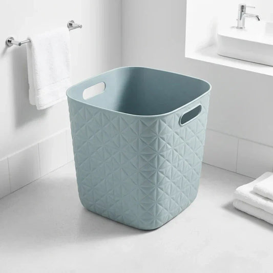 סלסלה סופטקס 15L פטרול, Bathroom , Clear Sunny Day.