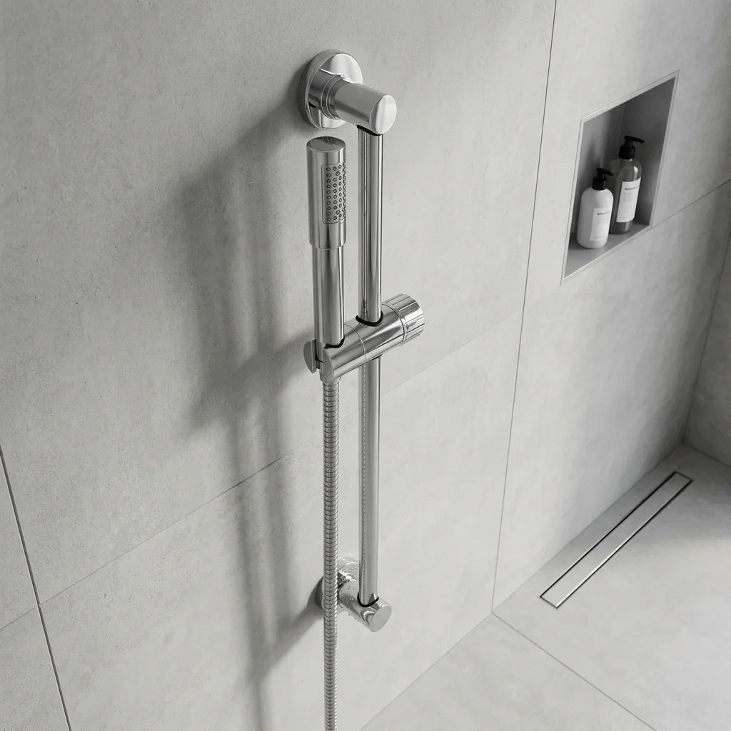 מוט לאמבטיה 1 מצב זרימה מדגל, Bathroom , Clear Sunny Day.